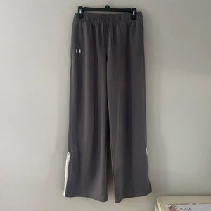 Under Armor Gray Sweats Women’s Medium